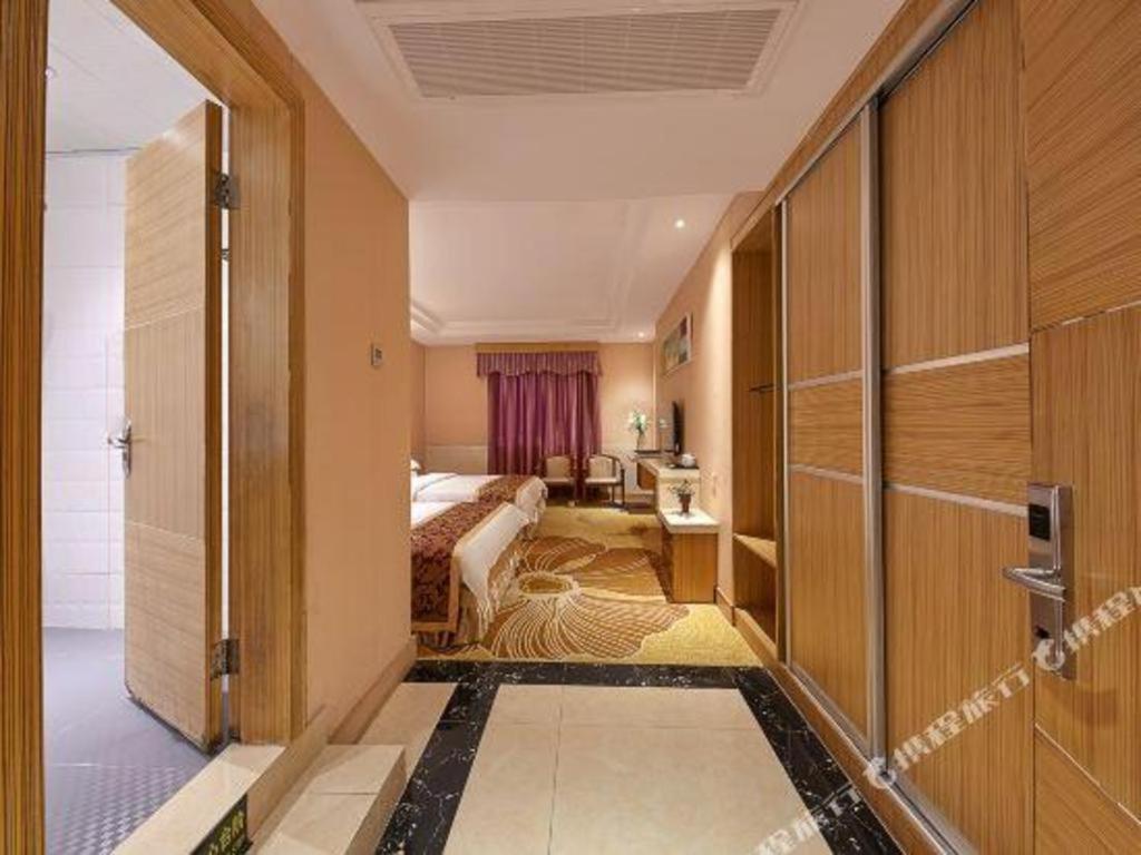 Airport Liwan Hotel Kuangcsou Kültér fotó
