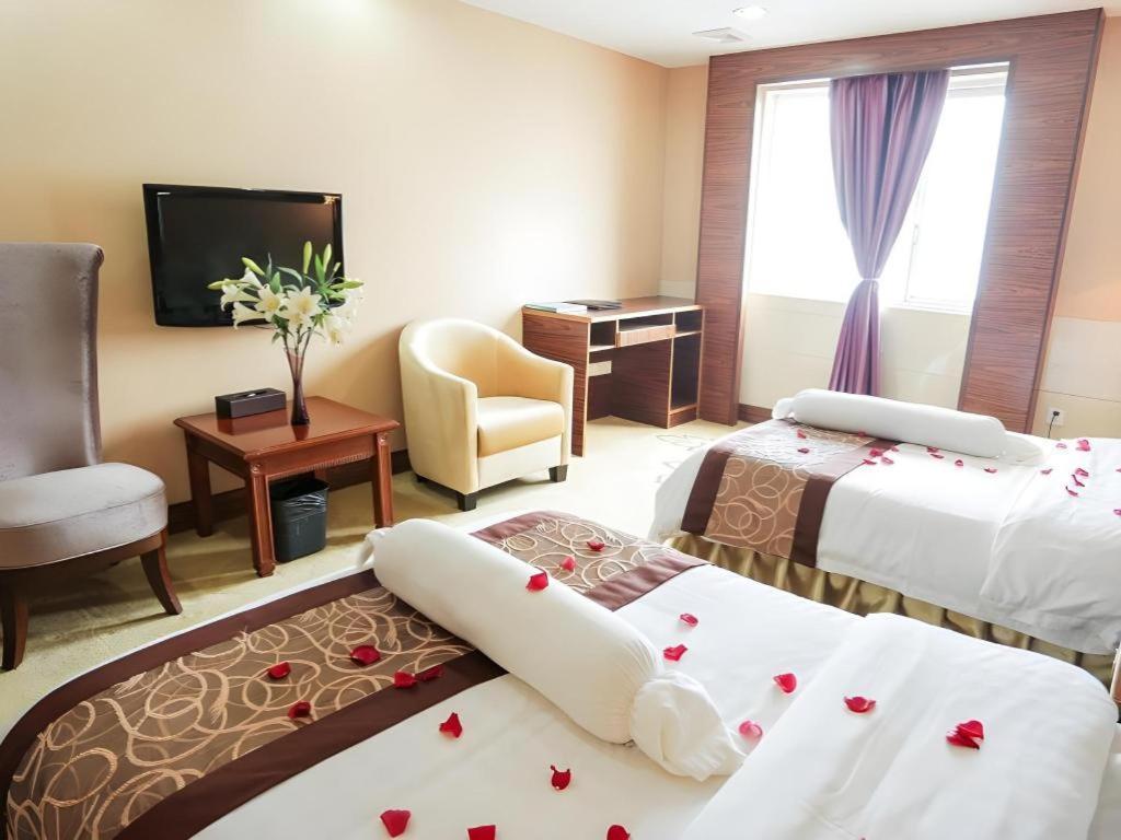 Airport Liwan Hotel Kuangcsou Kültér fotó