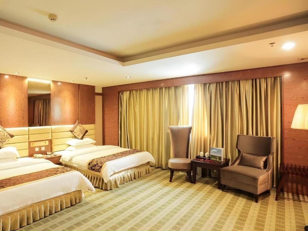 Airport Liwan Hotel Kuangcsou Kültér fotó