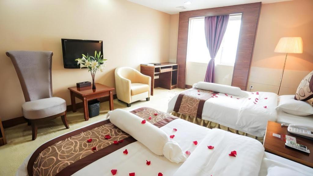 Airport Liwan Hotel Kuangcsou Kültér fotó